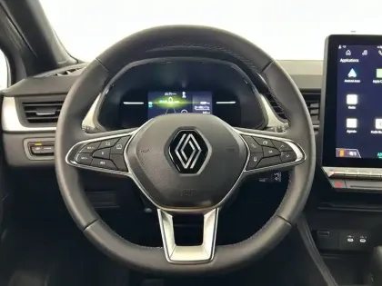 Photo 14 Renault Captur  E-Tech full hybrid 145 ch