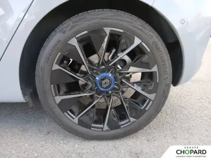 Photo 11 Renault Clio  E-Tech full hybrid 145 ch GSR2