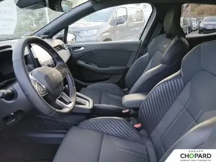 Photo 9 Renault Clio  E-Tech full hybrid 145 ch GSR2