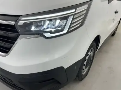 Photo 28 Renault Trafic  FGN L1H1 3T BLUE DCI 130 GSR2