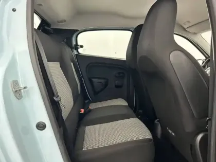 Photo 46 Renault Twingo  III E-Tech