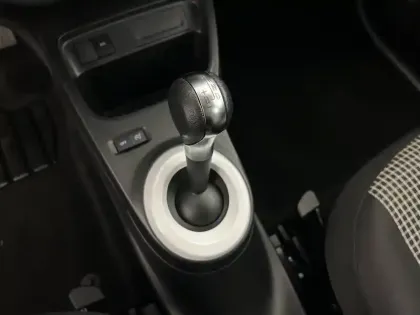 Photo 12 Renault Twingo  III E-Tech