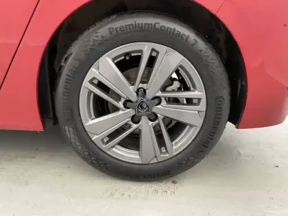 Photo 15 Peugeot 308  PureTech 130ch S&S BVM6