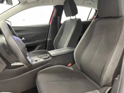 Photo 13 Peugeot 308  PureTech 130ch S&S BVM6