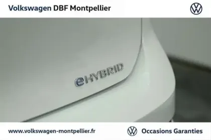 Photo 19 Volkswagen Golf 1.5 eHybrid 204 DSG6 VW Edition