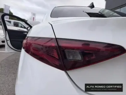Photo 8 Alfa Romeo Giulia  2.2 JTD 190ch Sprint AT8 MY21
