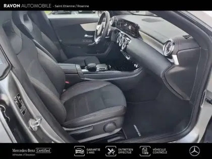 Photo 17 Mercedes CLA  Coupé 200 d 8G-DCT