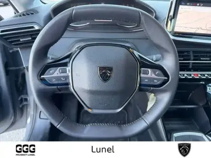 Photo 12 Peugeot 208  PureTech 100 S&S BVM6