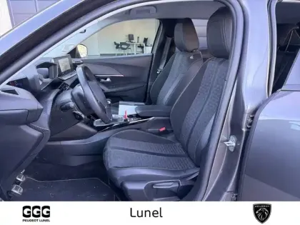 Photo 29 Peugeot 2008  PureTech 130 S&S BVM6