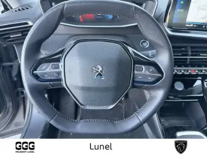 Photo 54 Peugeot 2008  PureTech 130 S&S BVM6