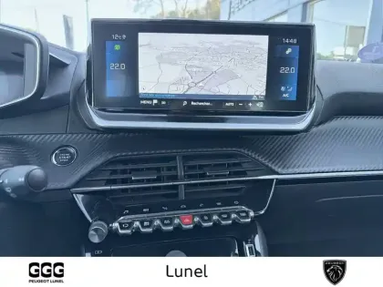 Photo 56 Peugeot 2008  PureTech 130 S&S BVM6