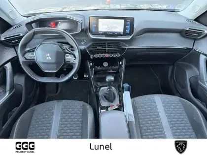 Photo 28 Peugeot 2008  PureTech 130 S&S BVM6