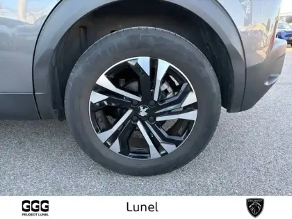 Photo 10 Peugeot 2008  PureTech 130 S&S BVM6