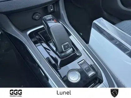 Photo 19 Peugeot 308  PureTech 130ch S&S EAT8