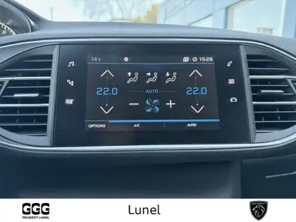 Photo 16 Peugeot 308  PureTech 130ch S&S EAT8