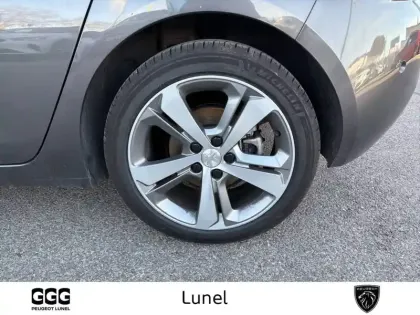 Photo 10 Peugeot 308  PureTech 130ch S&S EAT8