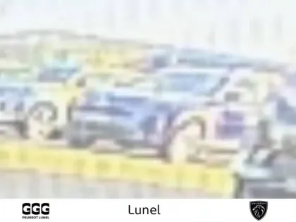 Photo 20 Peugeot 308  BlueHDi 130ch S&S EAT8