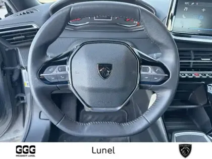 Photo 12 Peugeot 2008  PureTech 100 S&S BVM6