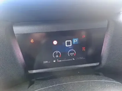 Photo 20 Citroën C4  BlueHDi 130 S&S EAT8 Feel Pack