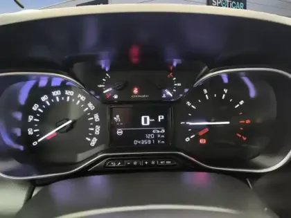 Photo 20 Citroën C3 Aircross  PureTech 130 S&S EAT6 Shine Pack