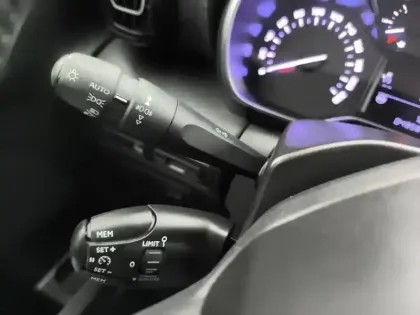 Photo 16 Citroën C3 Aircross  PureTech 130 S&S EAT6 Shine Pack