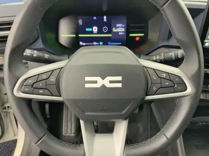 Photo 18 Dacia Duster  Mild Hybrid 140 Journey