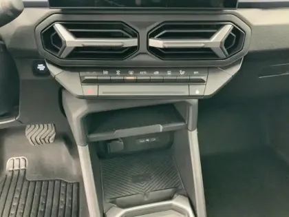 Photo 12 Dacia Duster  Mild Hybrid 140 Journey