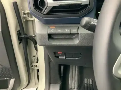 Photo 16 Dacia Duster  Mild Hybrid 140 Journey