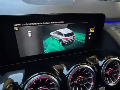 Photo 8 Mercedes GLA 200 d AMG Line