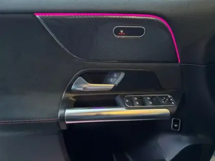 Photo 13 Mercedes GLA 200 d AMG Line