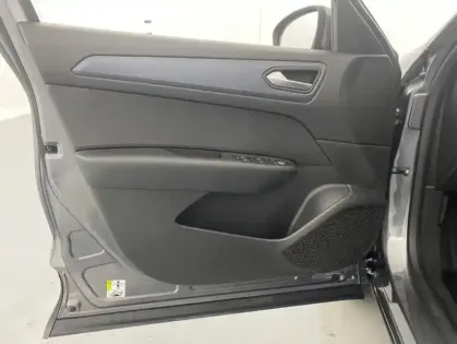 Photo 11 Renault Arkana 1.3 TCe 140ch Zen EDC