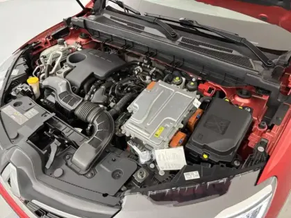 Photo 23 Renault Arkana 1.6 E-Tech 145ch Intens