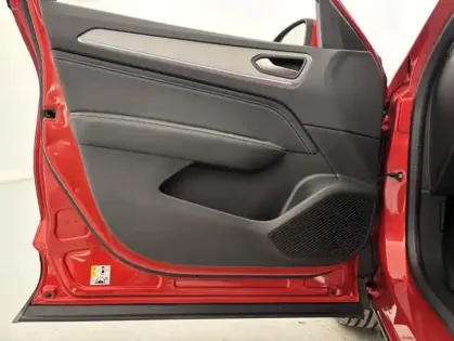 Photo 11 Renault Arkana 1.6 E-Tech 145ch Intens