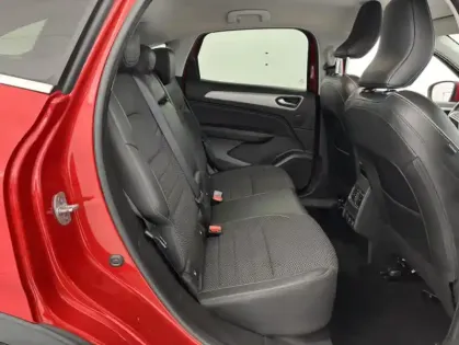 Photo 26 Renault Arkana 1.6 E-Tech 145ch Intens