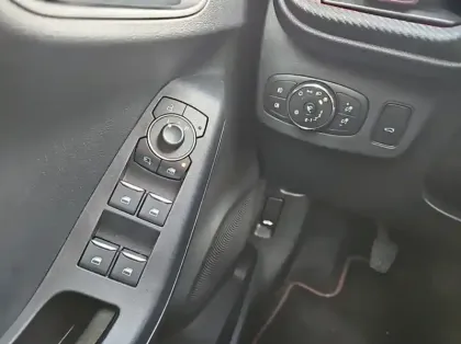 Photo 5 Ford Puma 1.0 Flexifuel 125ch S&S mHEV ST-Line X