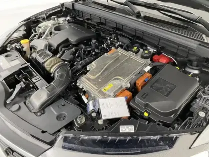 Photo 22 Renault Arkana 1.6 E-Tech 145ch Intens