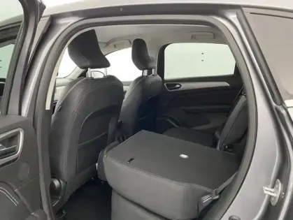 Photo 10 Renault Arkana 1.6 E-Tech 145ch Intens