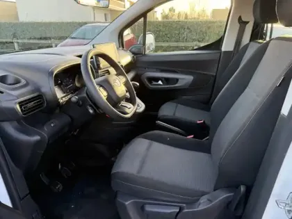 Photo 19 Toyota Proace 1.5 MEDIUM 100 D-4D DYNAMIC