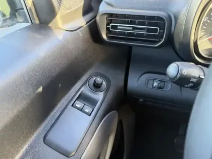 Photo 17 Toyota Proace 1.5 MEDIUM 100 D-4D DYNAMIC