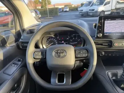 Photo 11 Toyota Proace 1.5 MEDIUM 100 D-4D DYNAMIC