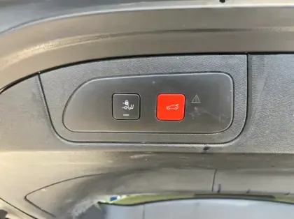 Photo 16 DS DS 7 E-TENSE 4x4 300ch Grand Chic