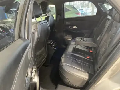 Photo 8 DS DS 7 E-TENSE 4x4 300ch Grand Chic