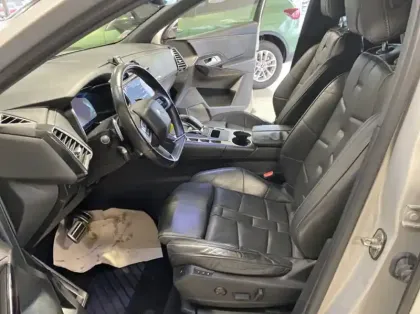 Photo 9 DS DS 7 E-TENSE 4x4 300ch Grand Chic