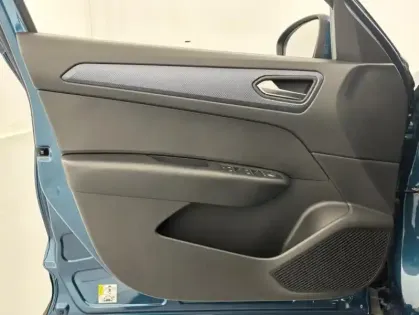 Photo 10 Renault Arkana 1.3 TCe mild hybrid 140ch Evolution EDC