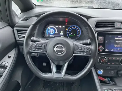 Photo 6 Nissan Leaf 150ch 40kWh Acenta 22