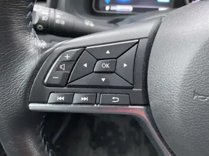 Photo 17 Nissan Leaf 150ch 40kWh Acenta 22