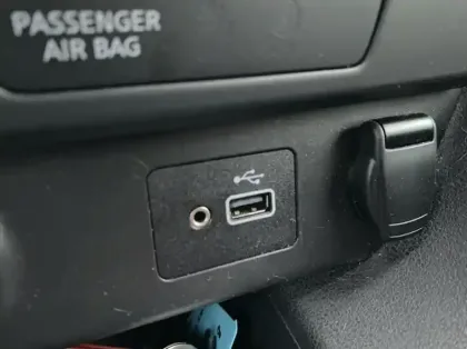 Photo 18 Nissan Leaf 150ch 40kWh Acenta 22