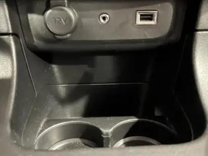 Photo 12 Citroën C3  PureTech 82ch Feel S&S E6.d-TEMP