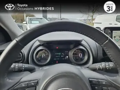 Photo 12 Toyota Yaris  116h Design 5p MY22