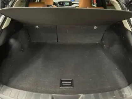 Photo 11 Lexus UX  250h 4WD Le MY20